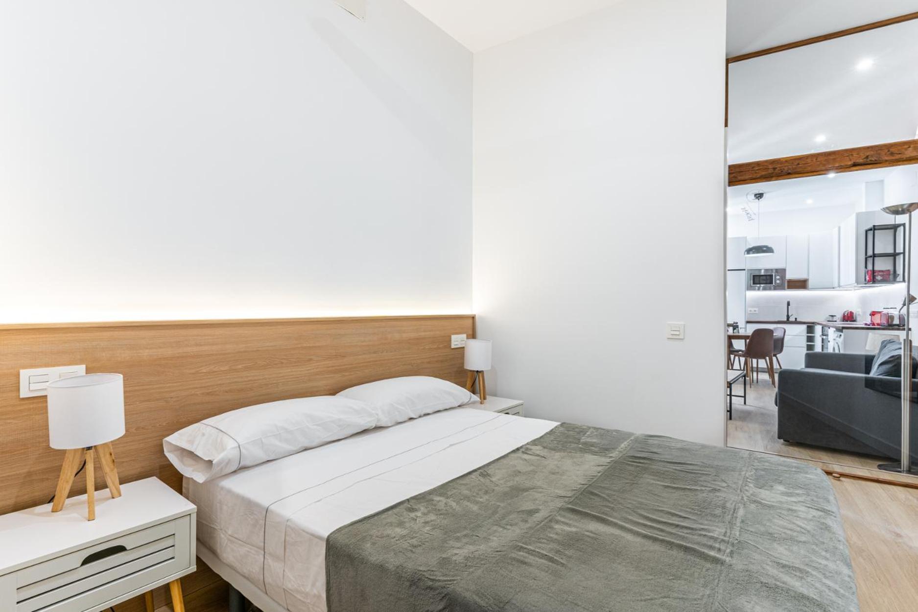 Vr Jeronima Apartments Мадрид Экстерьер фото