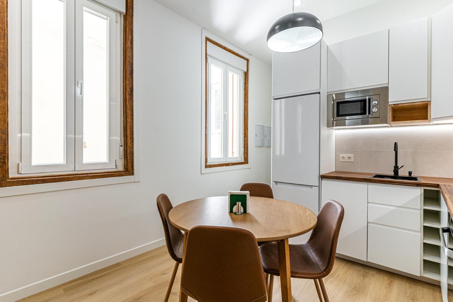 Vr Jeronima Apartments Мадрид Экстерьер фото