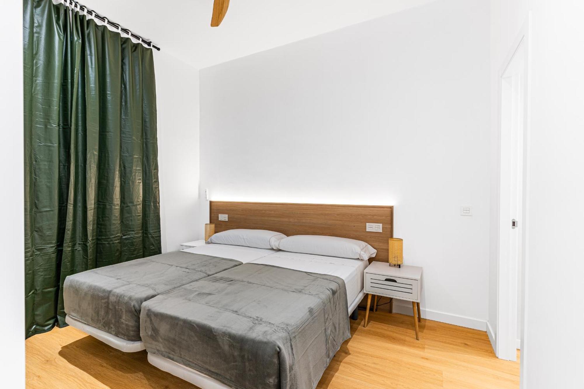 Vr Jeronima Apartments Мадрид Экстерьер фото