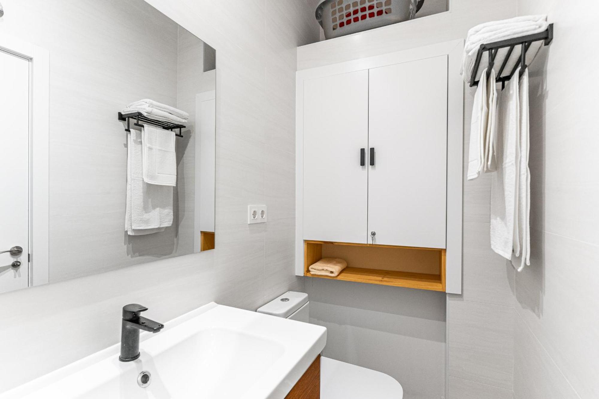 Vr Jeronima Apartments Мадрид Экстерьер фото